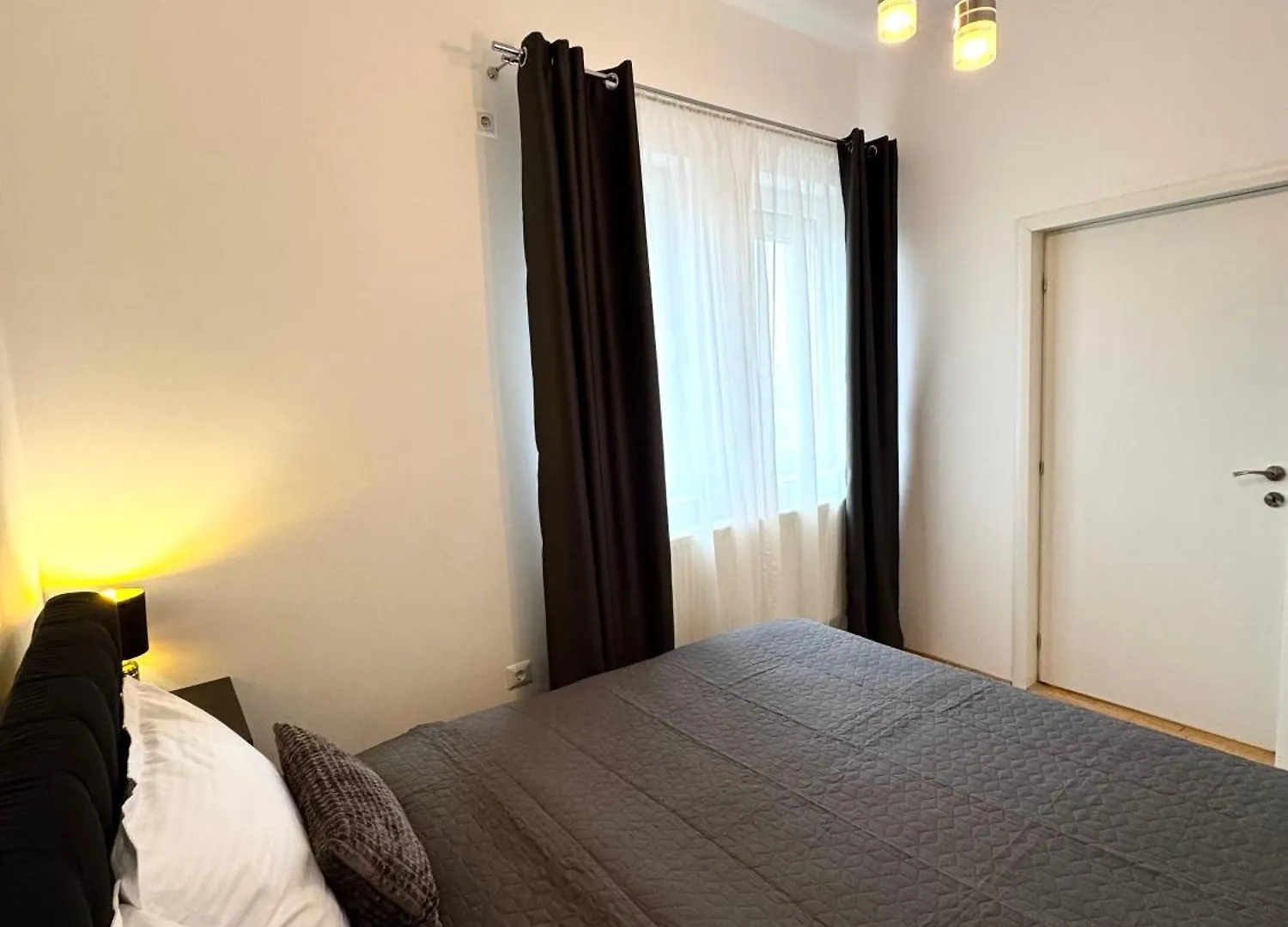 Moon View - Apartment - Sanador Victoriei Бухарест 0*,  Румыния