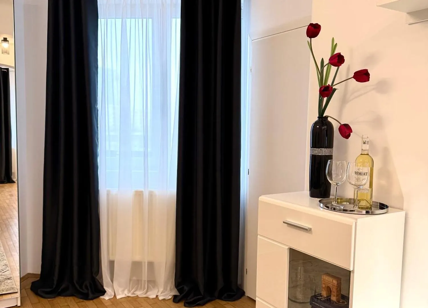 Moon View - Apartment - Sanador Victoriei Bukurešť 0*,